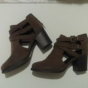 NWOT Soda booties